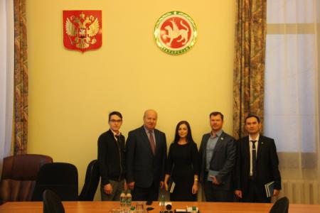 В.Н. Лихачев совершил рабочую поездку в Татарстан для встречи с президентом республики и активом КПРФ