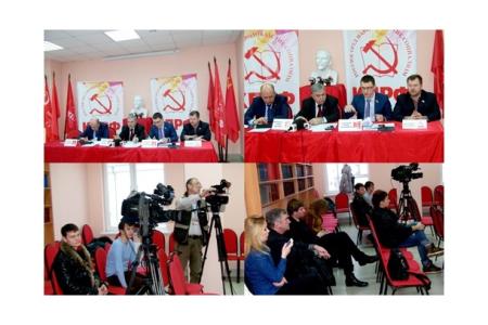 Татарстан. На своей пресс-конференции коммунисты рассказали о проблемах транспортников и прокомментировали президентское послание