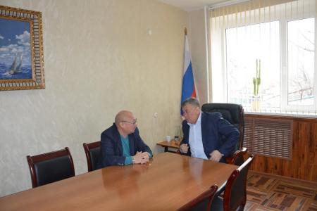 Республика Калмыкия. Депутат-коммунист Н.Э. Нуров провел встречи с населением