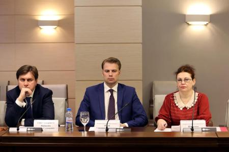 Самоуправство вместо самоуправления? Коммунисты обсудили проблемы местного самоуправления в Москве