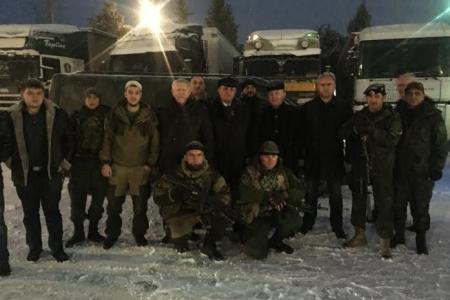 Коммунисты Якутии и Ростовской области доставили новогодние подарки детям Донбасса