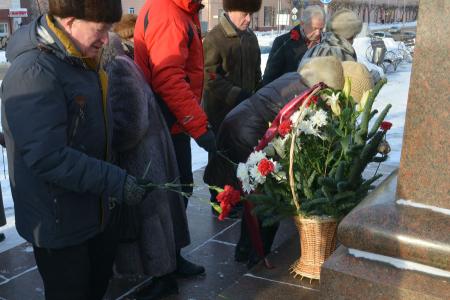 Коммунисты города Иваново почтили память В.И. Ленина