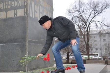 Ростовские коммунисты почтили память вождя мирового пролетариата