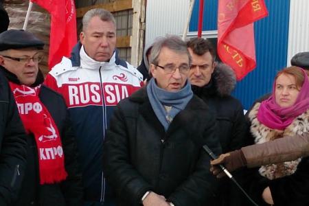 Коммунисты отправили сорок девятый гуманитарный груз в Новороссию