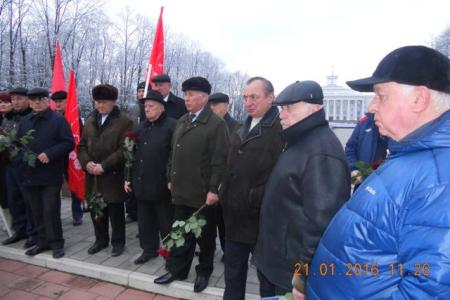 Коммунисты Кабардино-Балкарии почтили память Владимира Ильича Ленина