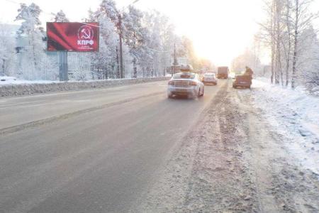 Баннеры КПРФ - на трассах Ленобласти