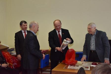 Г.А. Зюганов поздравил лауреатов премии «Слово к народу» за 2015 год
