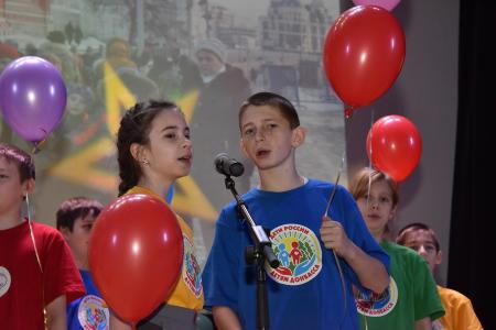 "Россия 1": Дети Донбасса в России. Г.А. Зюганов о гуманитарной акции КПРФ