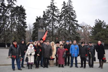 Ростовские коммунисты почтили память вождя мирового пролетариата