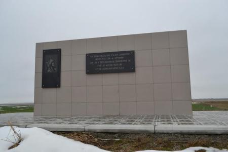 Первый секретарь Калмыцкого рескома КПРФ Н.Э. Нуров принял участие в торжественных мероприятиях в селе Дивное