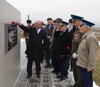 Первый секретарь Калмыцкого рескома КПРФ Н.Э. Нуров принял участие в торжественных мероприятиях в селе Дивное