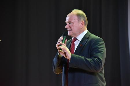 "Россия 1": Дети Донбасса в России. Г.А. Зюганов о гуманитарной акции КПРФ