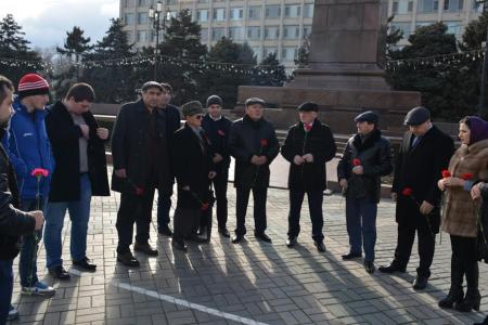 Дагестанские коммунисты и их сторонники почтили память Владимира Ильича