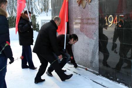 Будем верны идеалам победителей! Мероприятия воронежских коммунистов в честь 73-й годовщины освобождения города