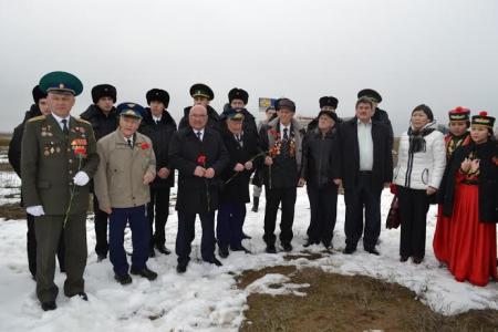Первый секретарь Калмыцкого рескома КПРФ Н.Э. Нуров принял участие в торжественных мероприятиях в селе Дивное