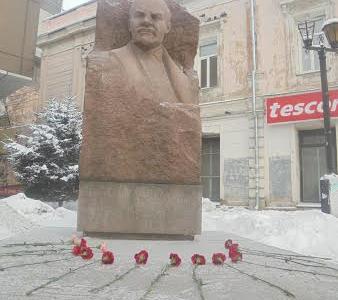 Иркутские коммунисты провели акции, посвящённые памяти В.И. Ленина