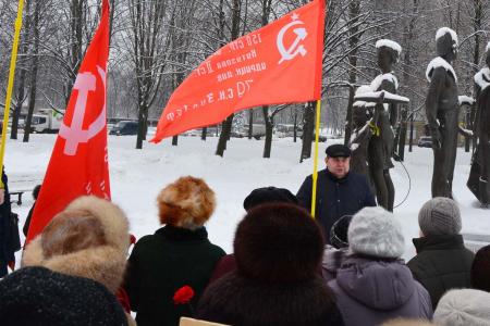 Коммунисты Ленинградской области приняли участие в мероприятиях по празднованию 73-летия прорыва блокады Ленинграда