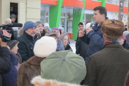 Олег Лебедев  активно продолжает массовые встречи с жителями Тульской области
