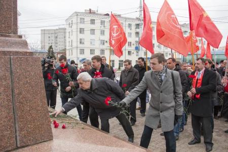 Кубанские коммунисты отметили день памяти В.И. Ленина возложением цветов и пикетом в защиту интересов жителей 