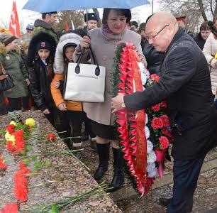 Первый секретарь Калмыцкого рескома КПРФ Н.Э. Нуров принял участие в торжественных мероприятиях в селе Дивное