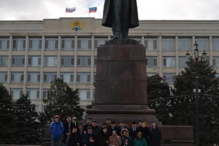 Дагестанские коммунисты и их сторонники почтили память Владимира Ильича