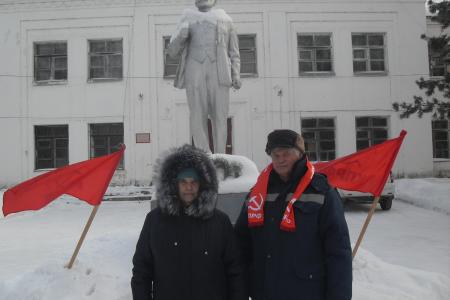 Коммунисты в Приморье почтили память Вождя мирового пролетариата - В.И. Ленина