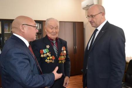 Первый секретарь Калмыцкого рескома КПРФ Н.Э. Нуров принял участие в торжественных мероприятиях в селе Дивное