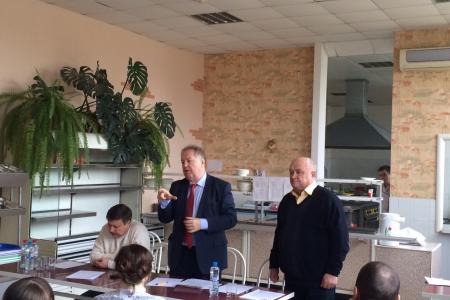 Краснодар. С.П.Обухов на встрече с представителями малого бизнеса: При организации платных парковок нарушен базовый принцип справедливости