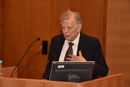 Ж.И. Алферов: Двигателями нашего прогресса должны быть наука и образование