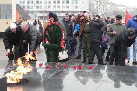 Белгородские коммунисты и их союзники почтили память защитников Отечества