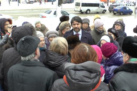Уфа. А.А. Ющенко провел встречу с горожанами на улице Зорге
