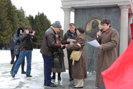 Московская область. Подольские коммунисты и комсомольцы провели праздничный митинг, посвящённый дню создания Рабоче-крестьянской Красной Армии
