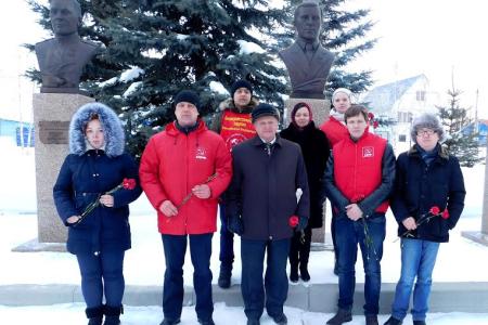 Оренбургская область: Герой не умирает, пока жива память о нем и его подвиге. К 110-летию Мусы Джалиля