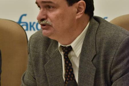«Есть мирный выход из ситуации – это левоцентристский поворот»