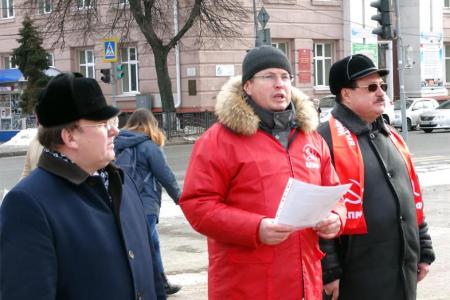 Курск: Необходимо срочно изменить курс, ведущий к дефолту!