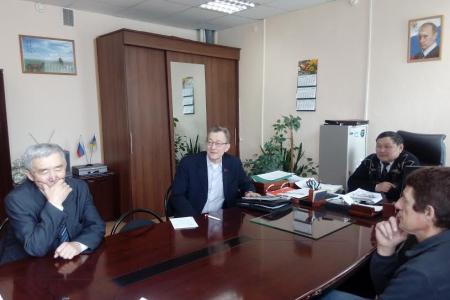 Депутат-коммунист Госдумы В.Г. Поздняков изучает перспективы альтернативной энергетики в Забайкалье
