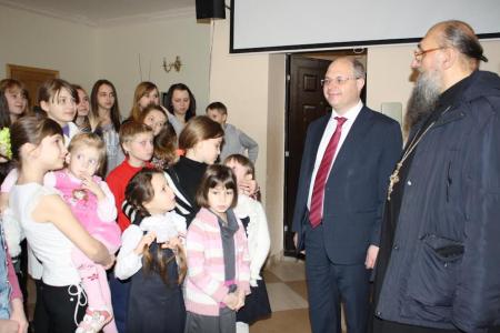 С.А. Гаврилов помог храму и детскому дому в Воронежской области