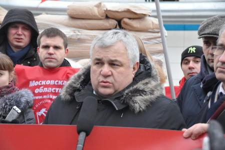 Коммунисты отправили юбилейный 50-й гуманитарный конвой в Новороссию