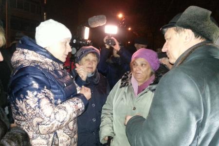 Москва. Продолжаются встречи депутата Госдумы Валерия Рашкина с жителями столицы