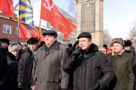 Новосибирск отметил годовщину Советской Арии и Военно-морского флота