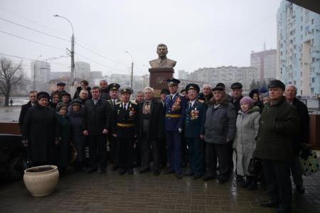 Акция липецких коммунистов в день 98-ой годовщины создания Рабоче-крестьянской Красной Армии