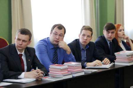 Г.А. Зюганов выступил с лекцией  в Центре политической учёбы ЦК КПРФ