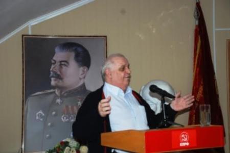 Виктор Гончаров на V Пленуме Ставропольского крайкома КПРФ: Власть будет отчаянно бороться, чтобы удержать свои позиции