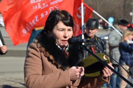«Армия, будь с народом! Вместе – победим!». Митинг КПРФ в Ростове-на-Дону