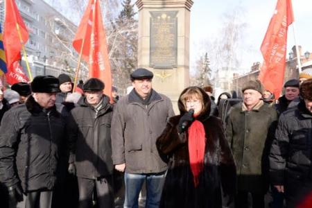 Новосибирск отметил годовщину Советской Арии и Военно-морского флота