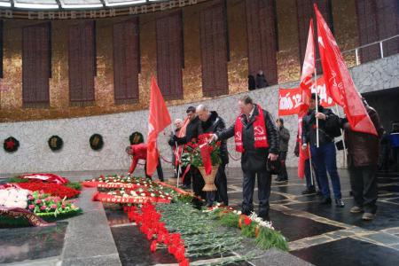 Сталинградские коммунисты отметили 73-ю годовщину победоносного окончания Сталинградской битвы