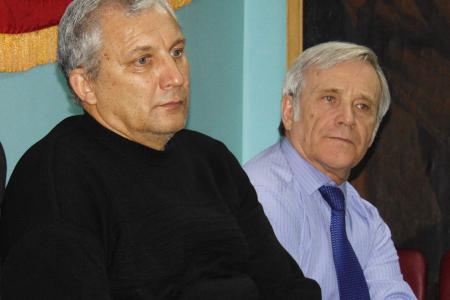 Алтайский край. На заседании политклуба барнаульские коммунисты обсудили формы и методы агитационной работы