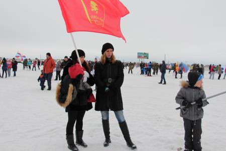 Рязанские коммунисты и комсомольцы приняли участие в массовой гонке "Лыжня России - 2016"