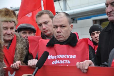Коммунисты отправили юбилейный 50-й гуманитарный конвой в Новороссию