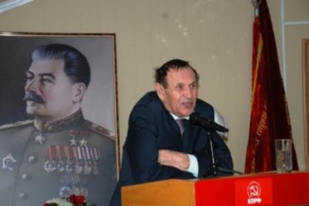 Виктор Гончаров на V Пленуме Ставропольского крайкома КПРФ: Власть будет отчаянно бороться, чтобы удержать свои позиции
